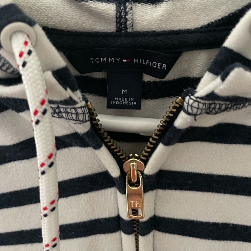 Tommy Hilfiger zip up